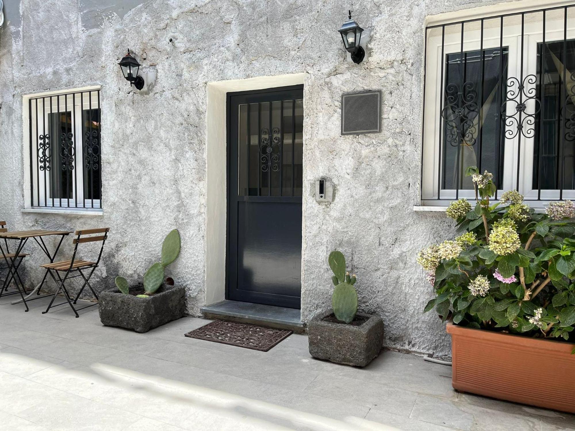 Il Cortiletto Apartment Catania Exterior photo